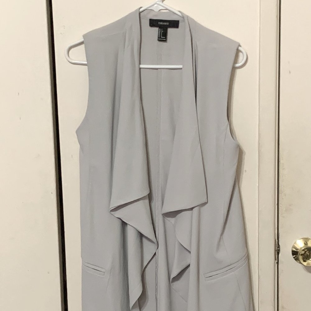 Forever 21 Grey Drapey Trench Vest size S